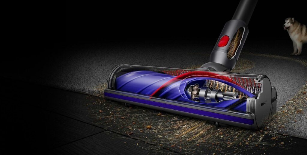 features of Dyson v6 vs v7
